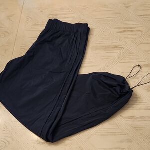 Athleta Black Joggers Unisex Size Large